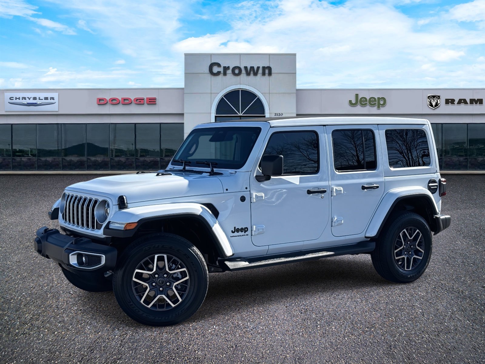 2026 Jeep Wrangler 4-Door Sahara's photo