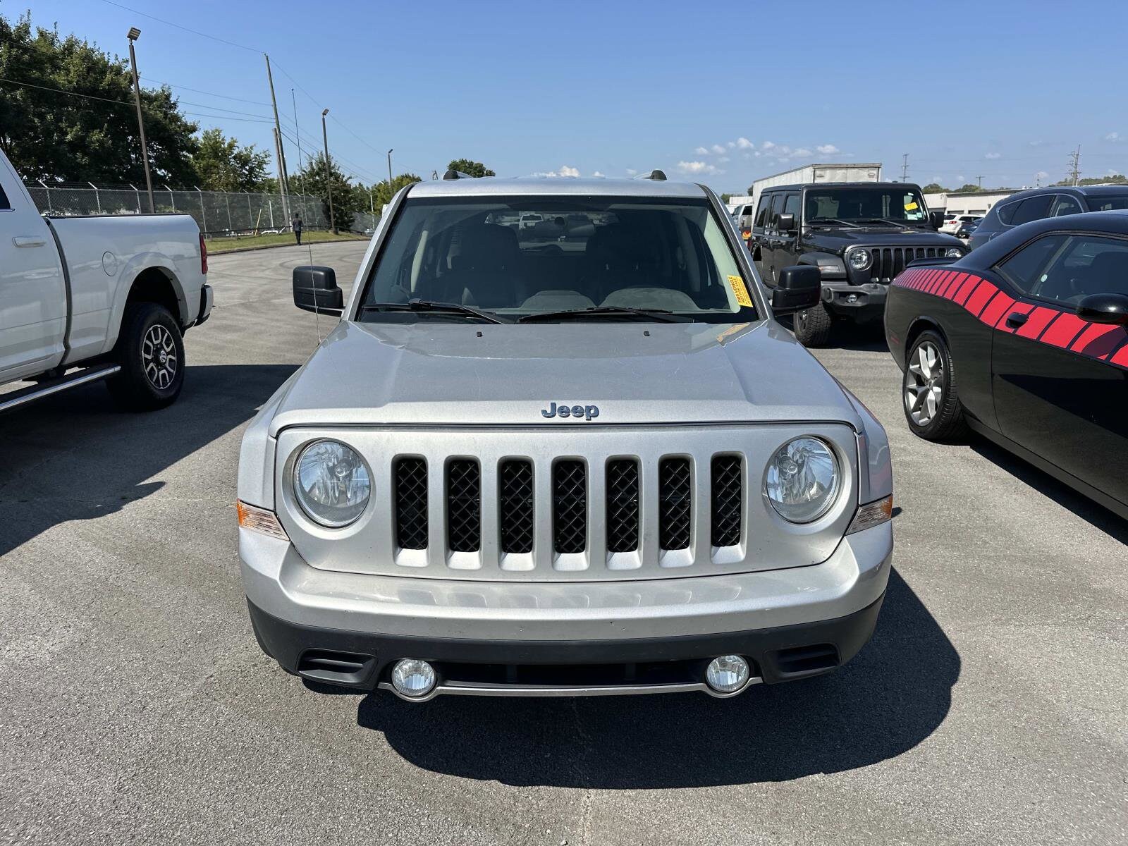 2011 Jeep Patriot Limited Latitude photo 2