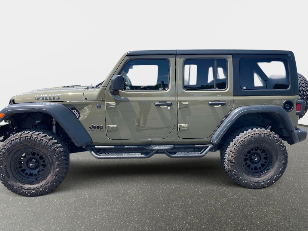 Used 2025 Jeep Wrangler Willys Willys 4x4