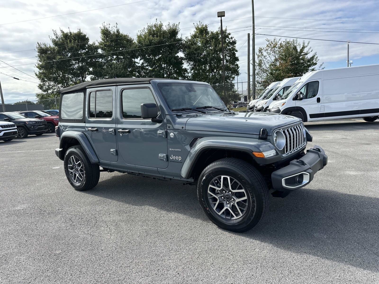 2024 Jeep Wrangler Sahara photo 2