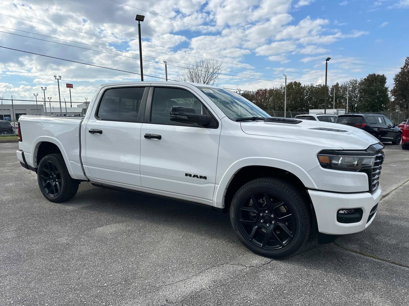 2025 Ram 1500 Laramie photo 2