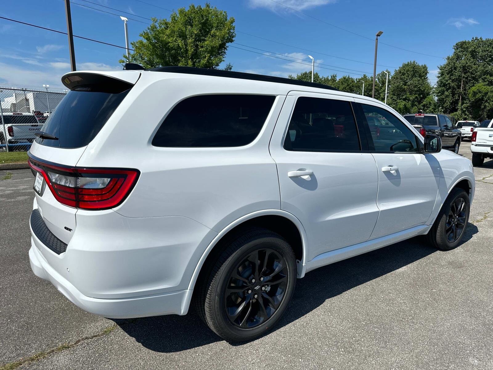 2025 Dodge Durango GT photo 3