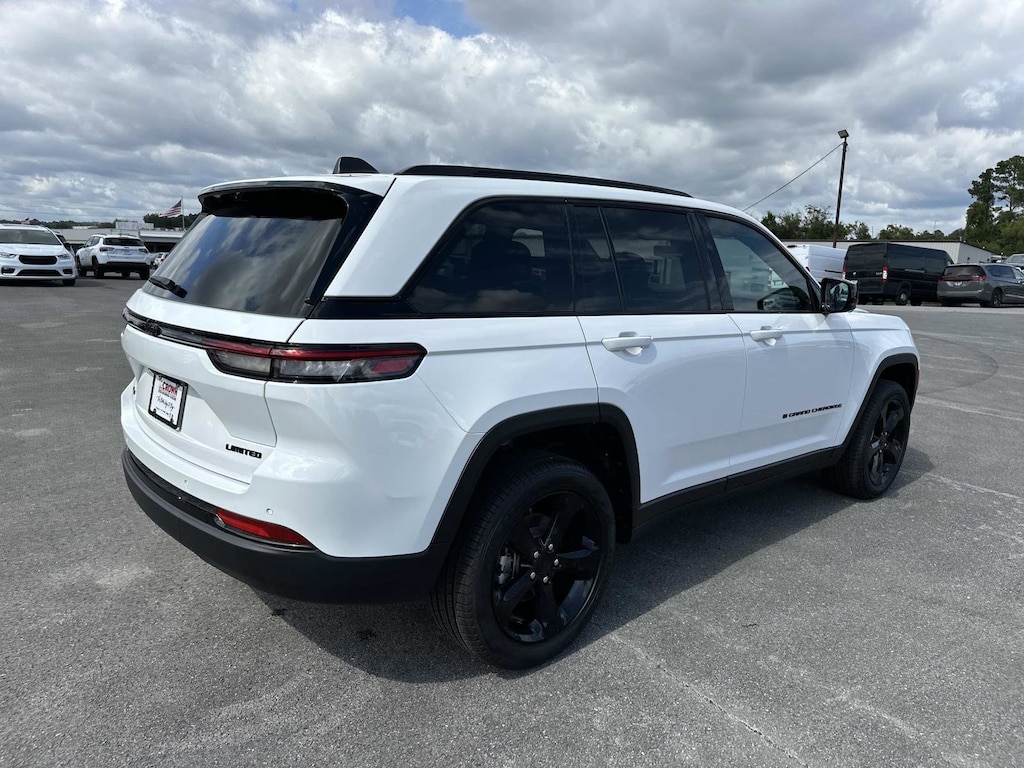New 2025 Jeep Grand Cherokee Limited Sport Utility