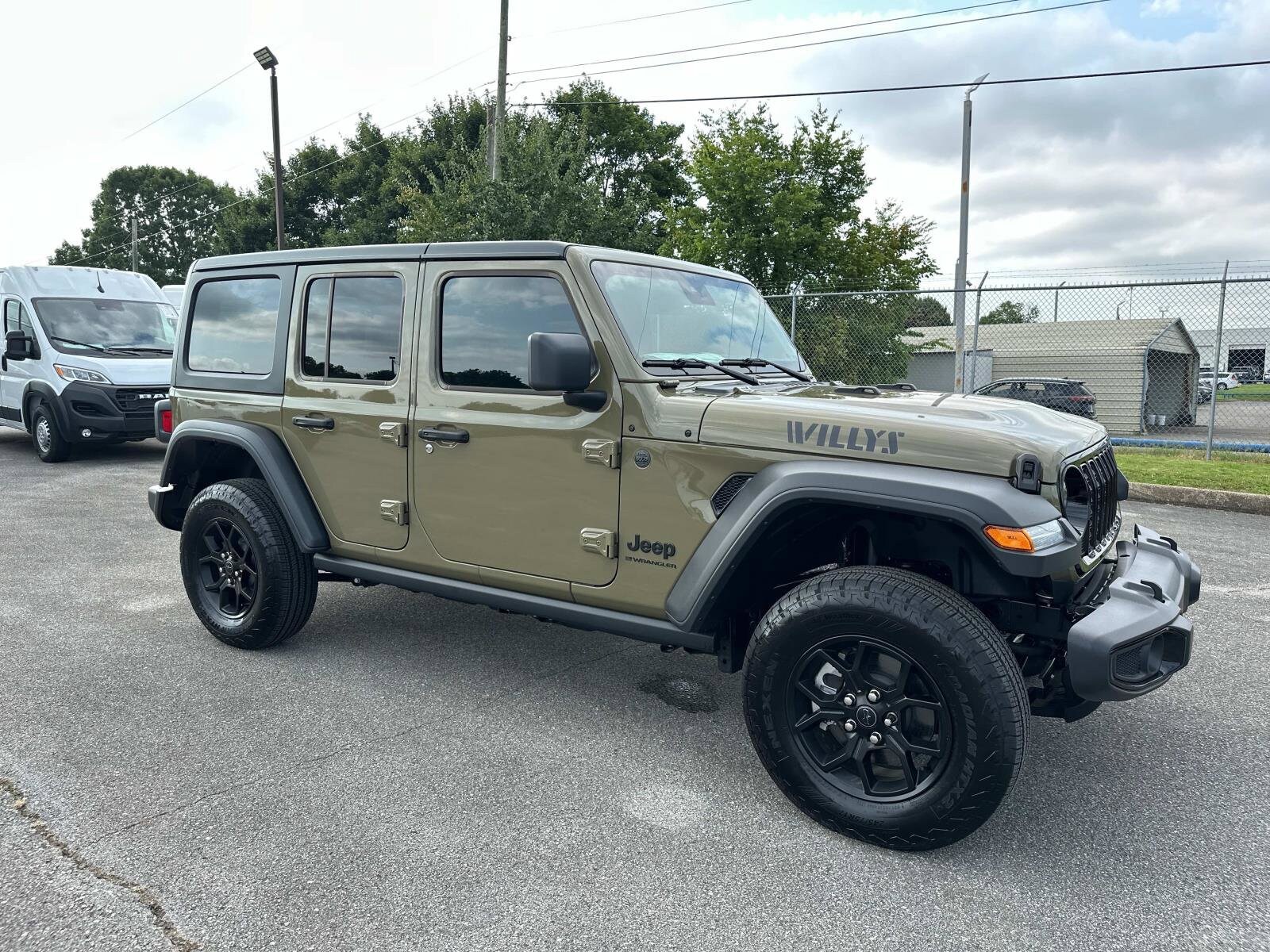 2025 Jeep Wrangler Sport photo 2