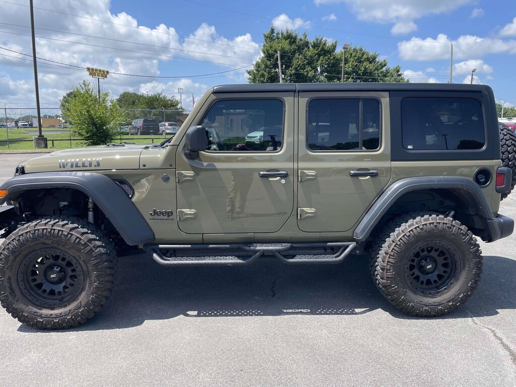 Used 2025 Jeep Wrangler Willys Willys 4x4