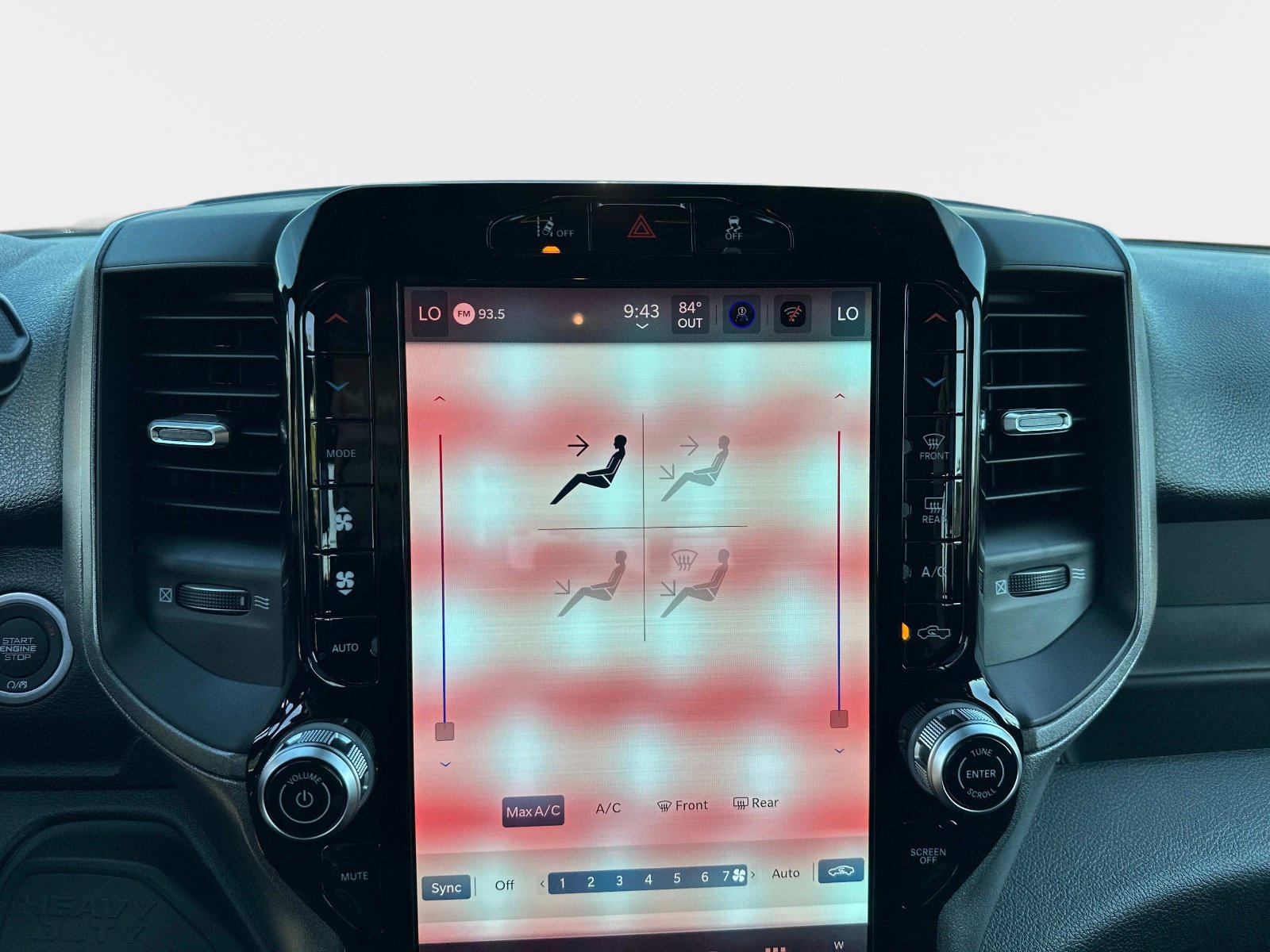 2025 RAM 2500 Tradesman - Photo 24