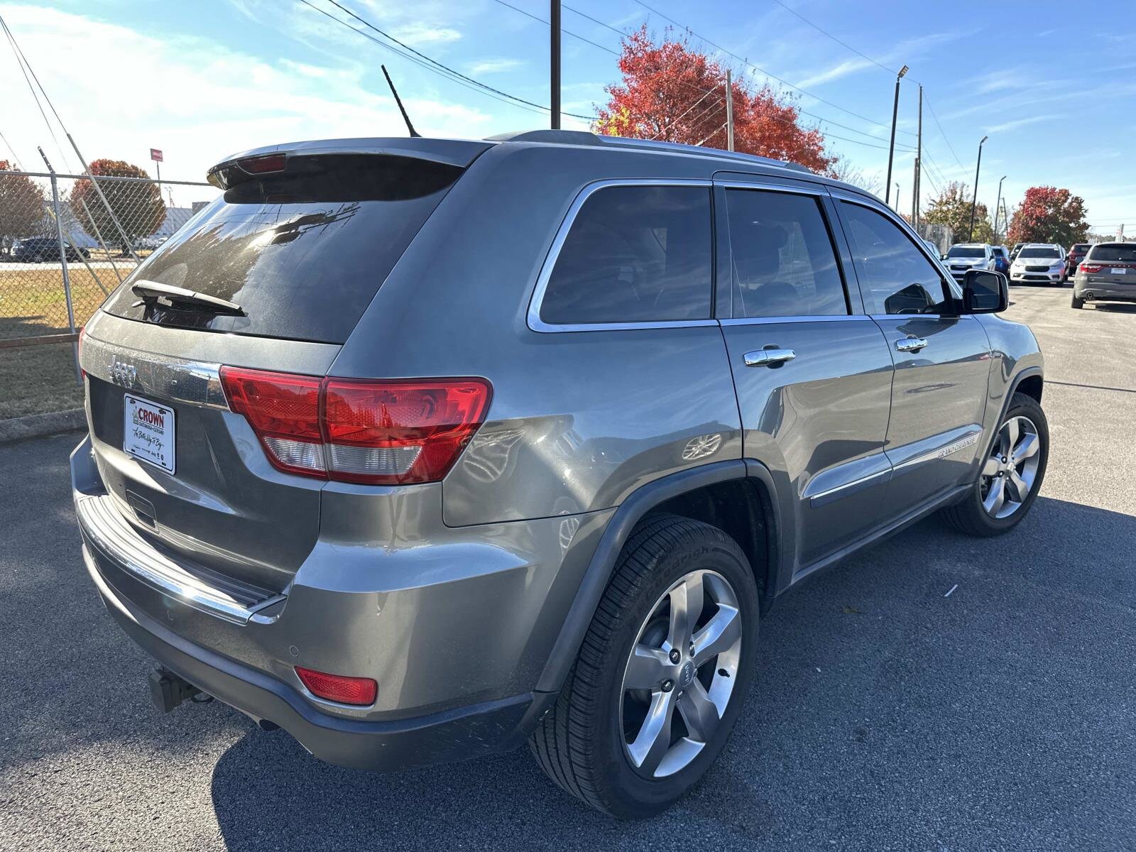 2011 Jeep Grand Cherokee Overland photo 4