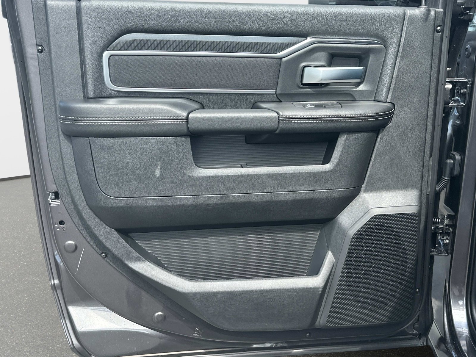 2025 RAM 2500 Big Horn - Photo 13