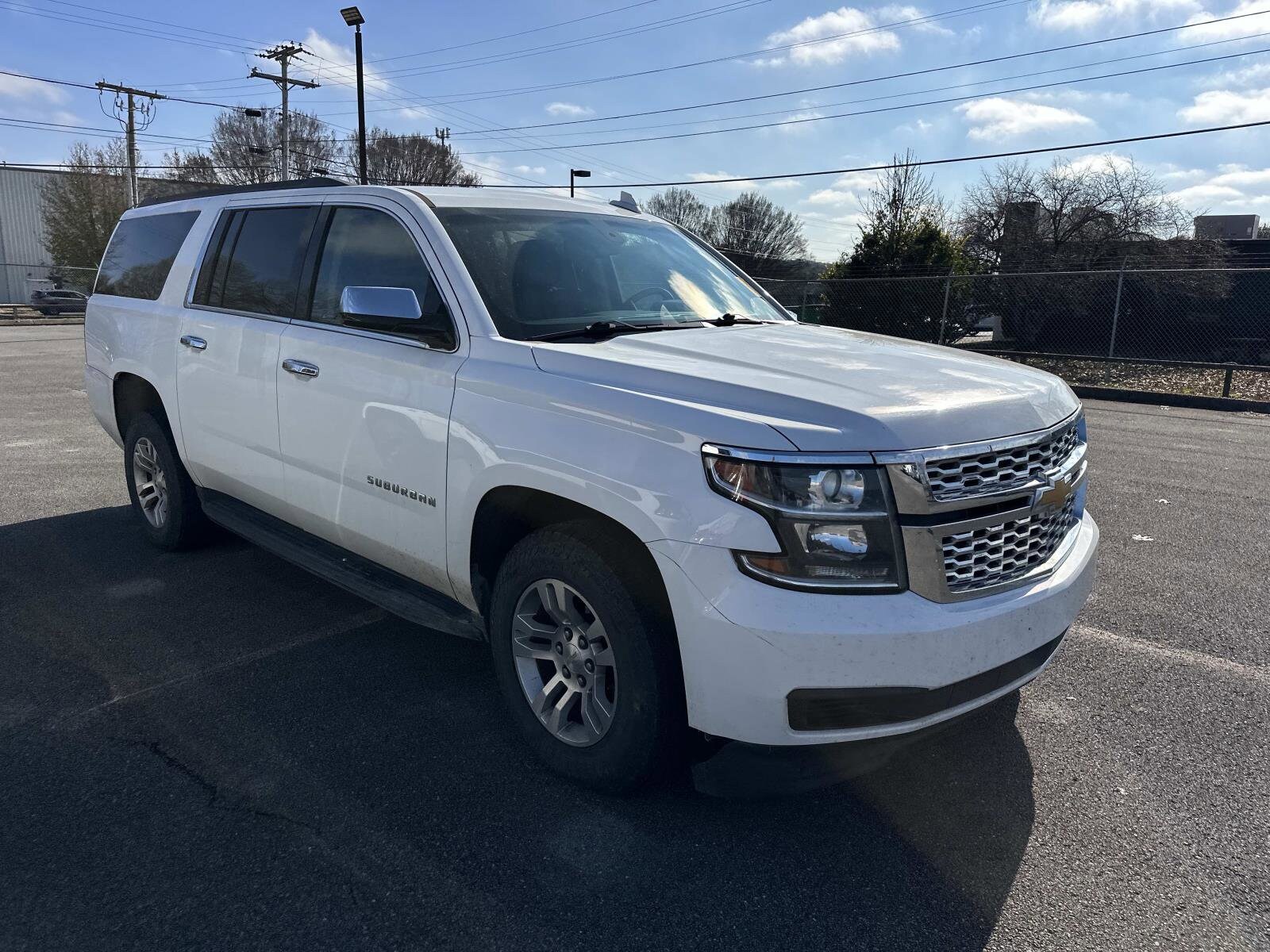 2018 Chevrolet Suburban 1500 LS photo 3