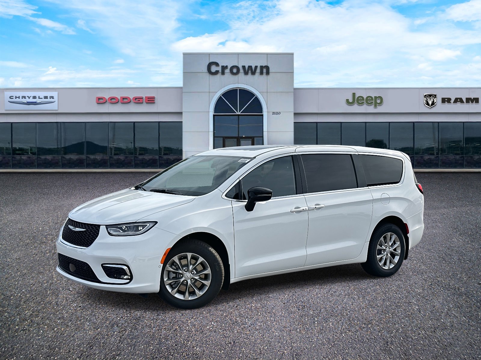 2026 Chrysler Pacifica Select's photo