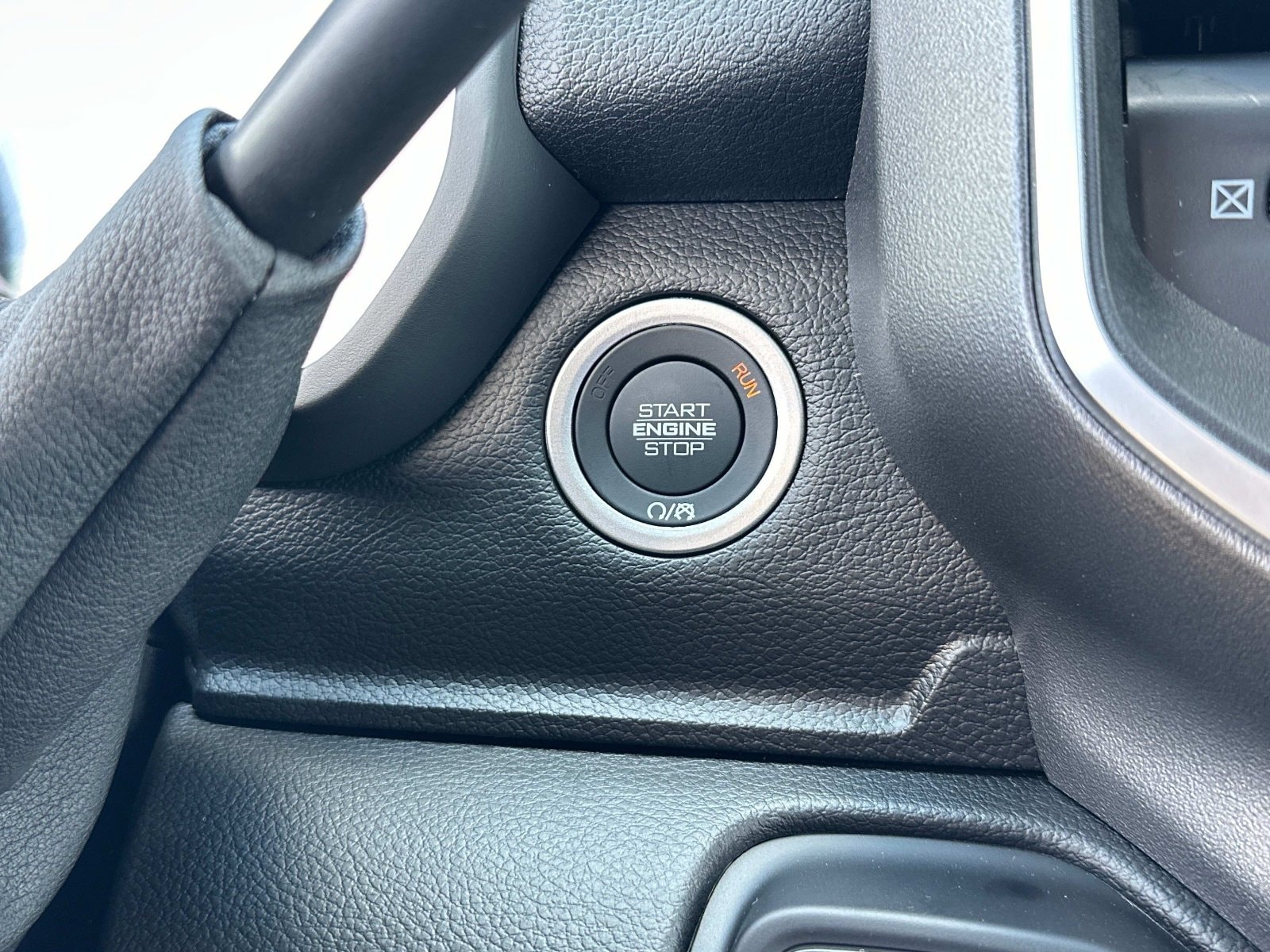 2025 RAM 2500 Big Horn - Photo 28