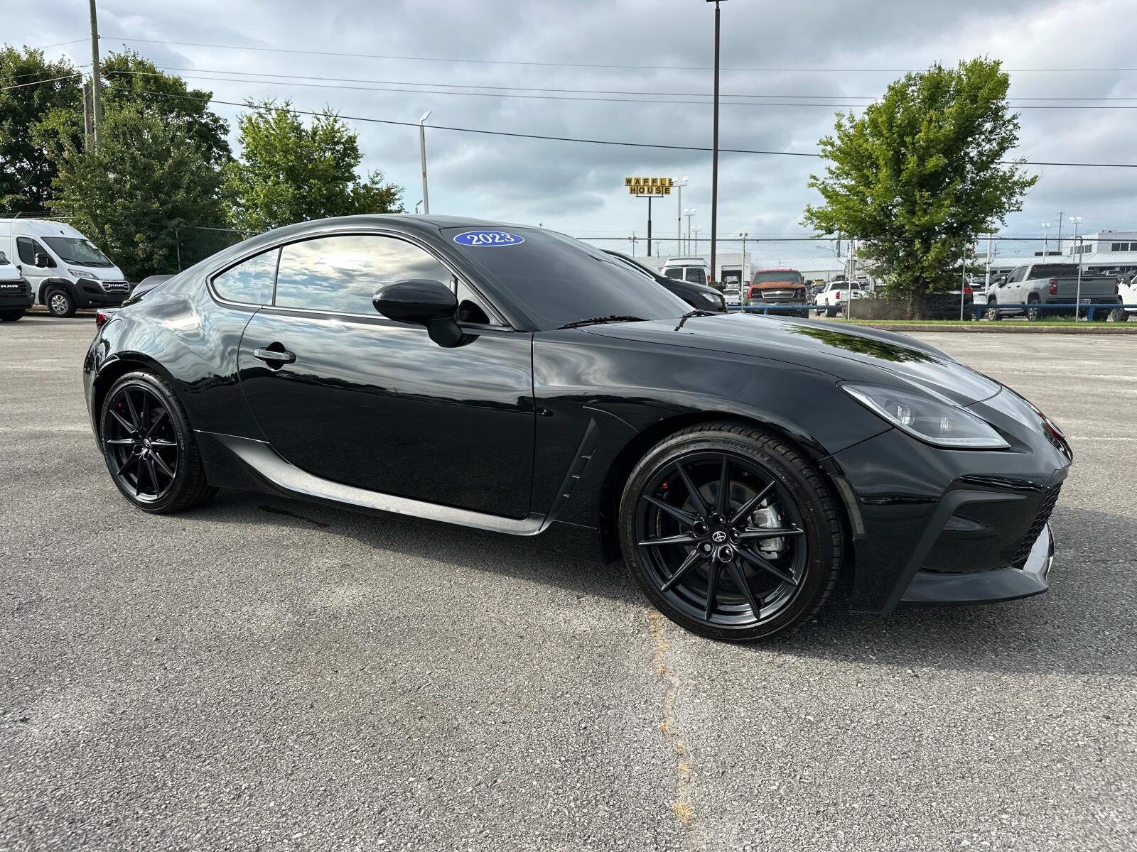 2023 Toyota GR86 Premium photo 2