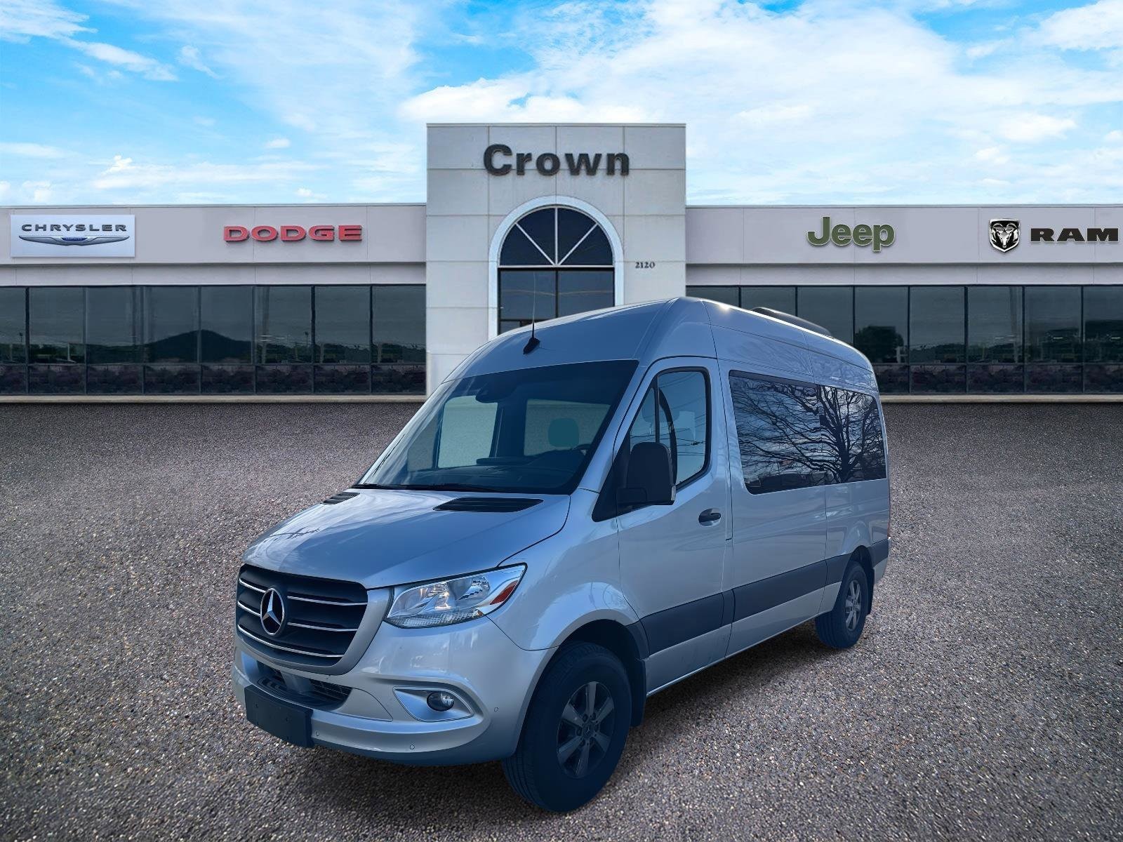 2020 Mercedes-Benz Sprinter Passenger Van Base's photo