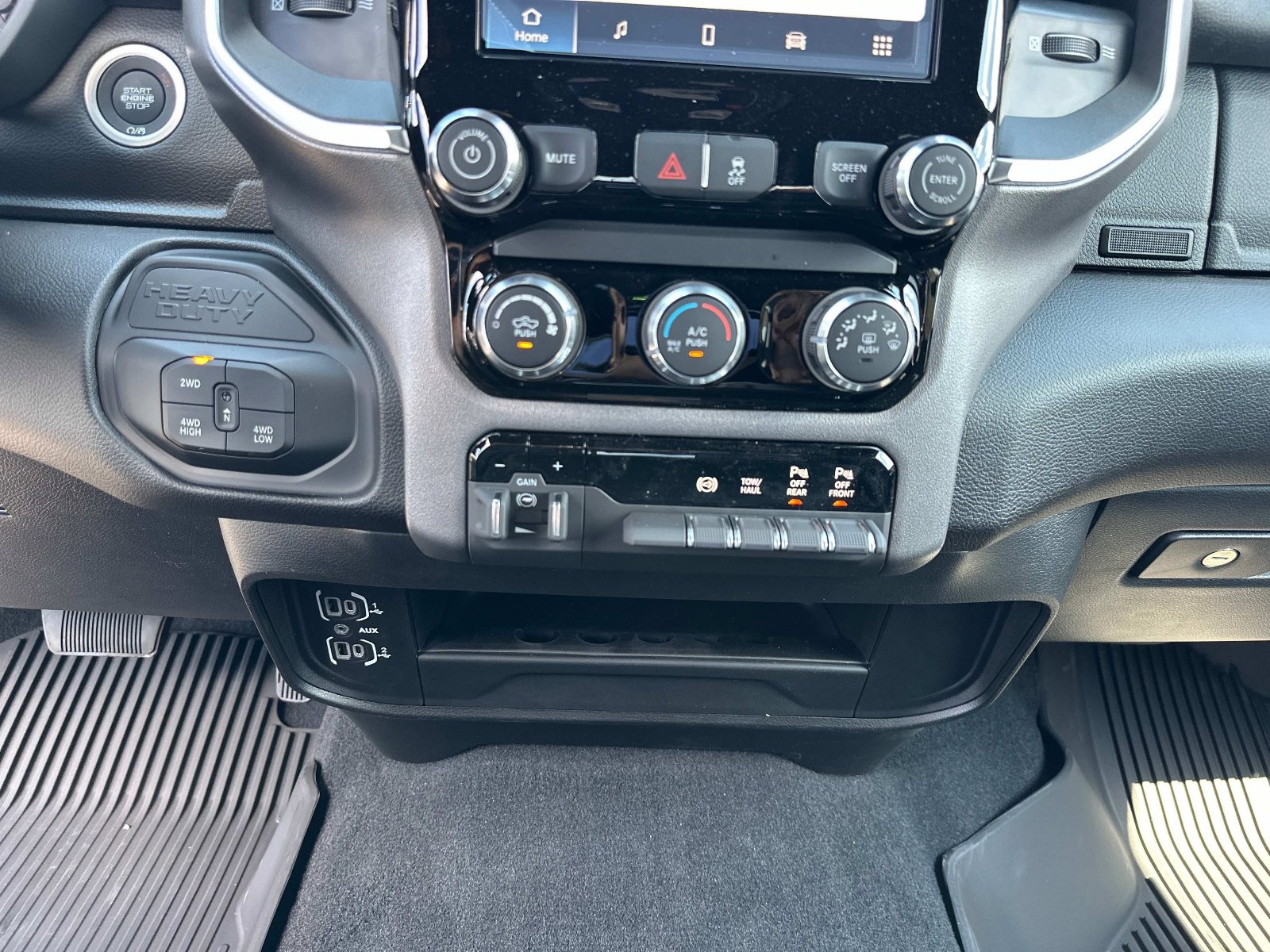 2025 RAM 2500 Big Horn - Photo 25