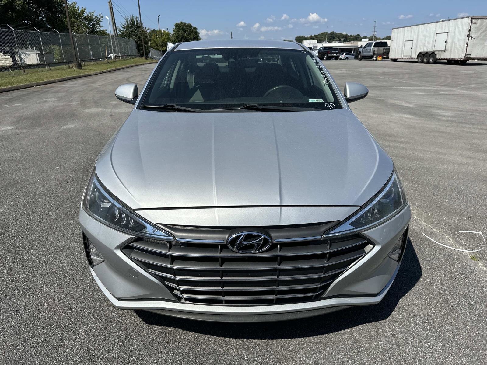 2019 Hyundai Elantra SEL Value Edition Limited photo 2