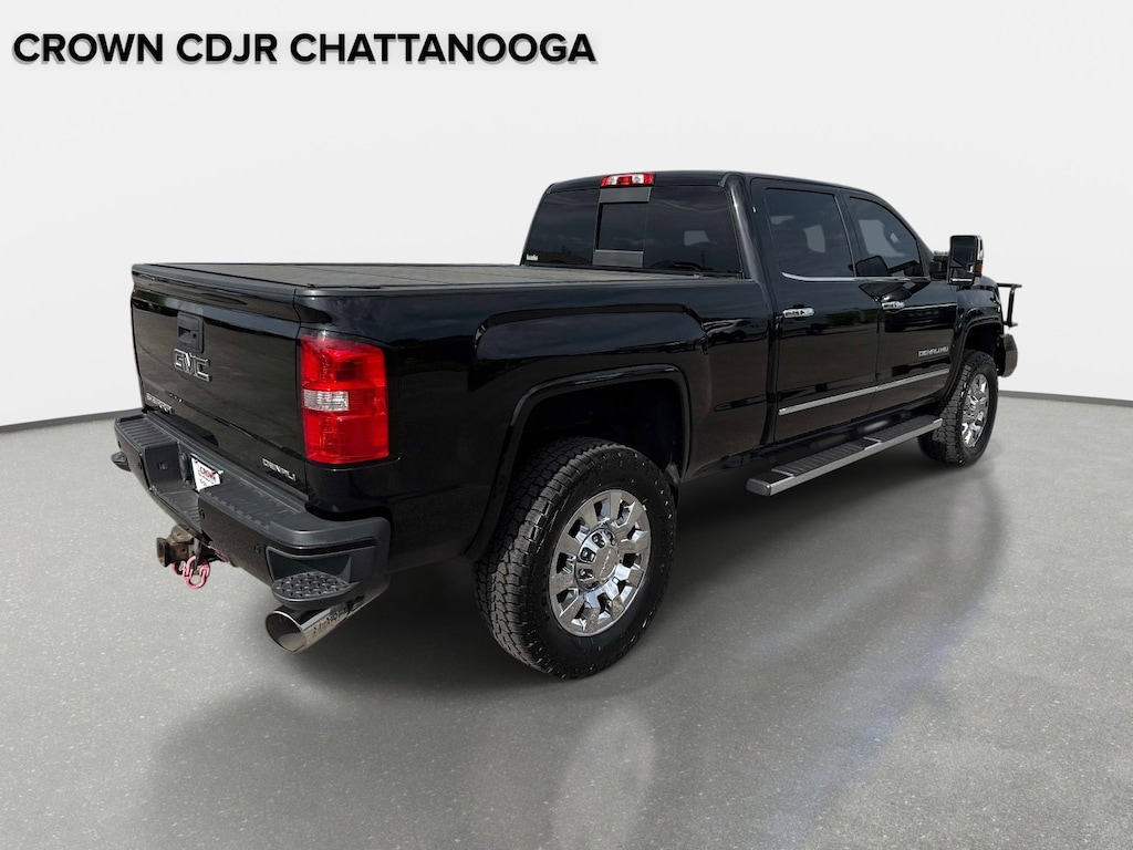 Used 2019 GMC Sierra 2500HD Denali 4WD Crew Cab 153.7 Denali