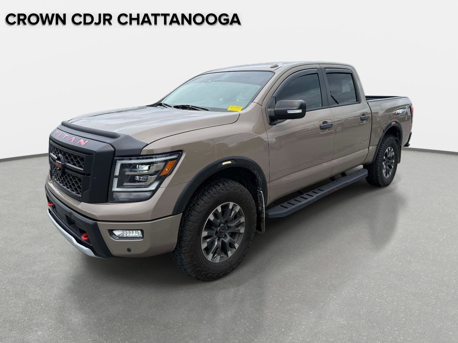 2021 Nissan Titan PRO-4X 4X4 Crew Cab's photo
