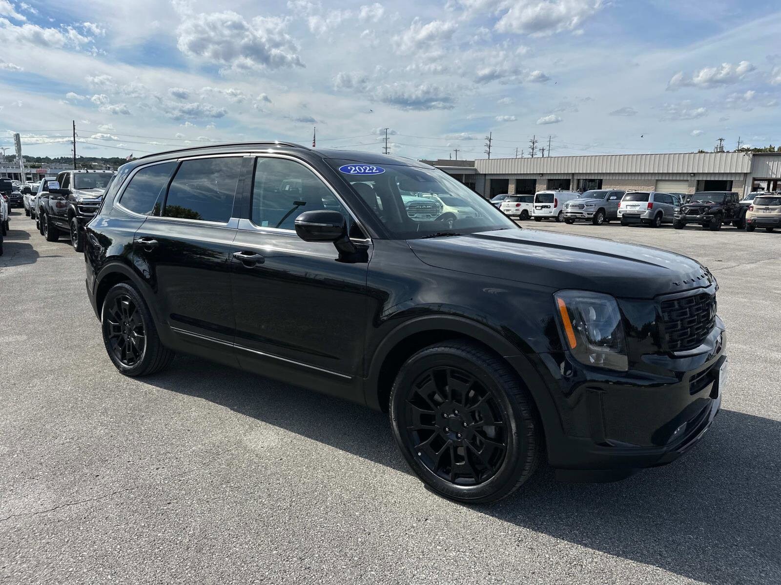 2022 Kia Telluride SX photo 2