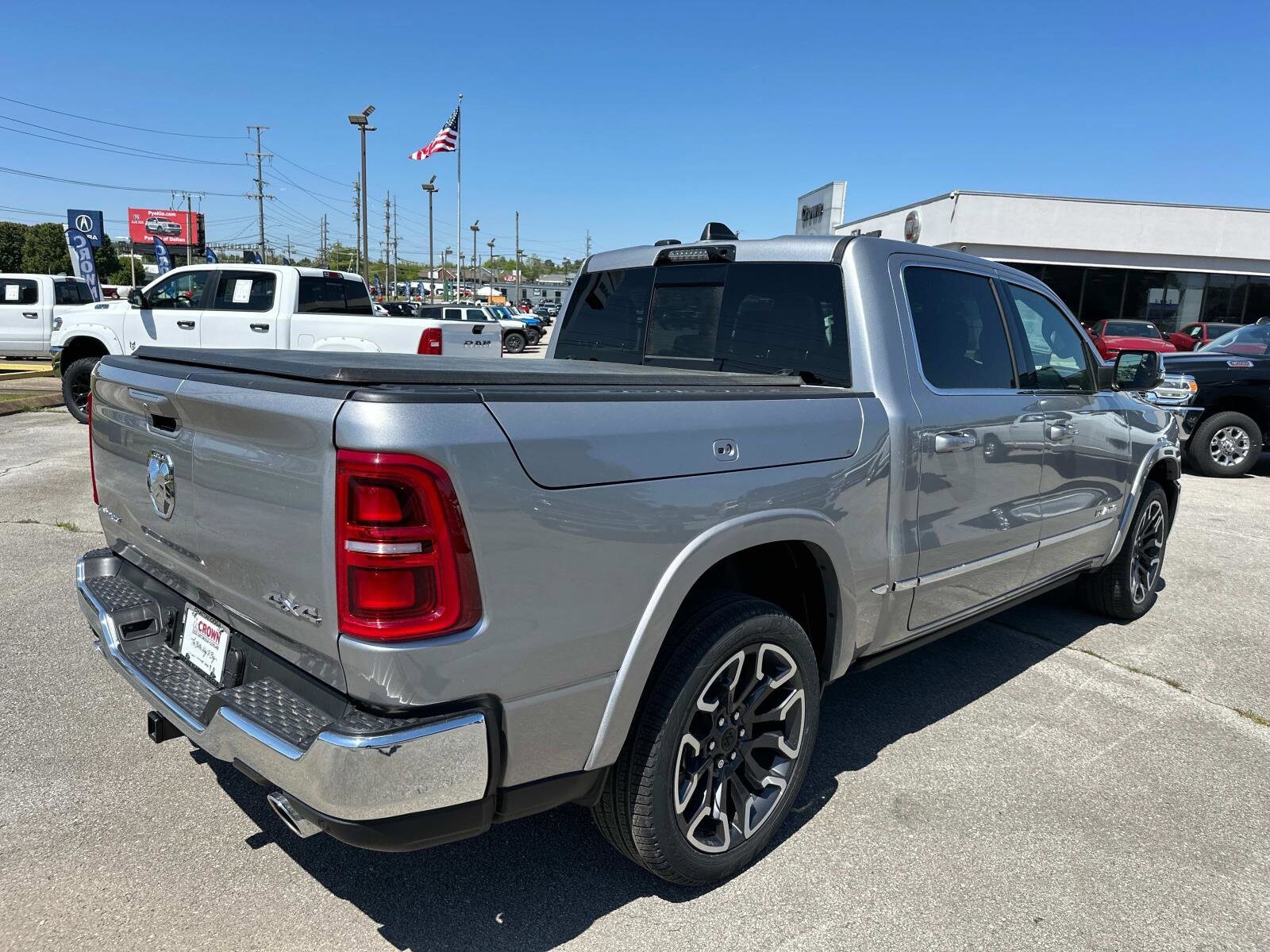 2025 Ram 1500 Limited photo 4