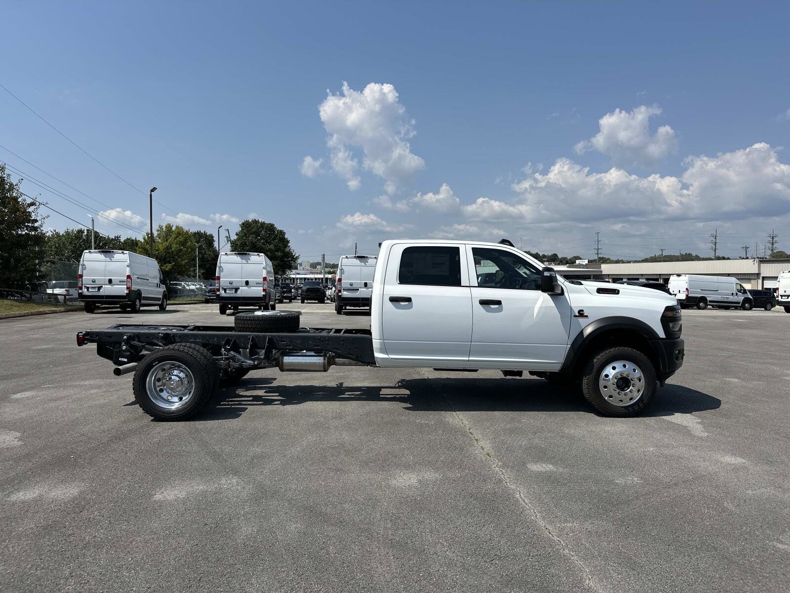 2026 Ram 5500 Tradesman photo 3