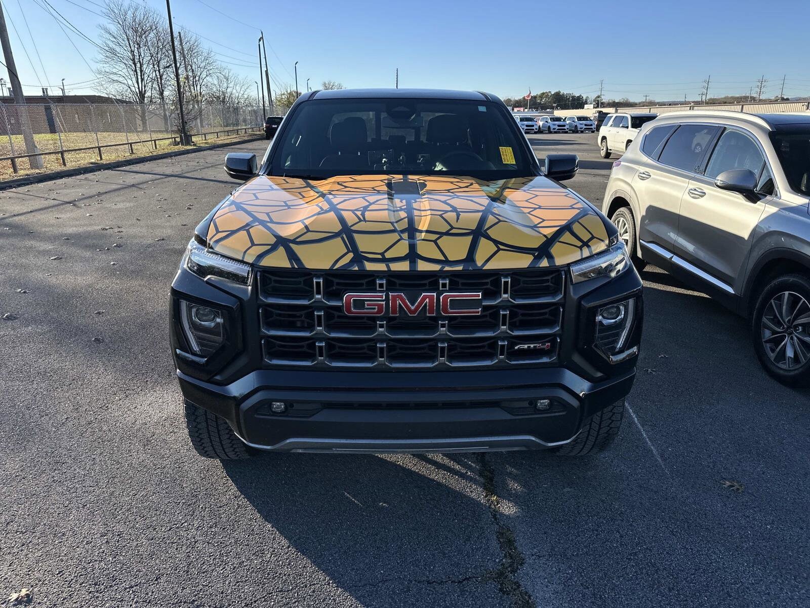 2024 Gmc Canyon AT4 photo 2