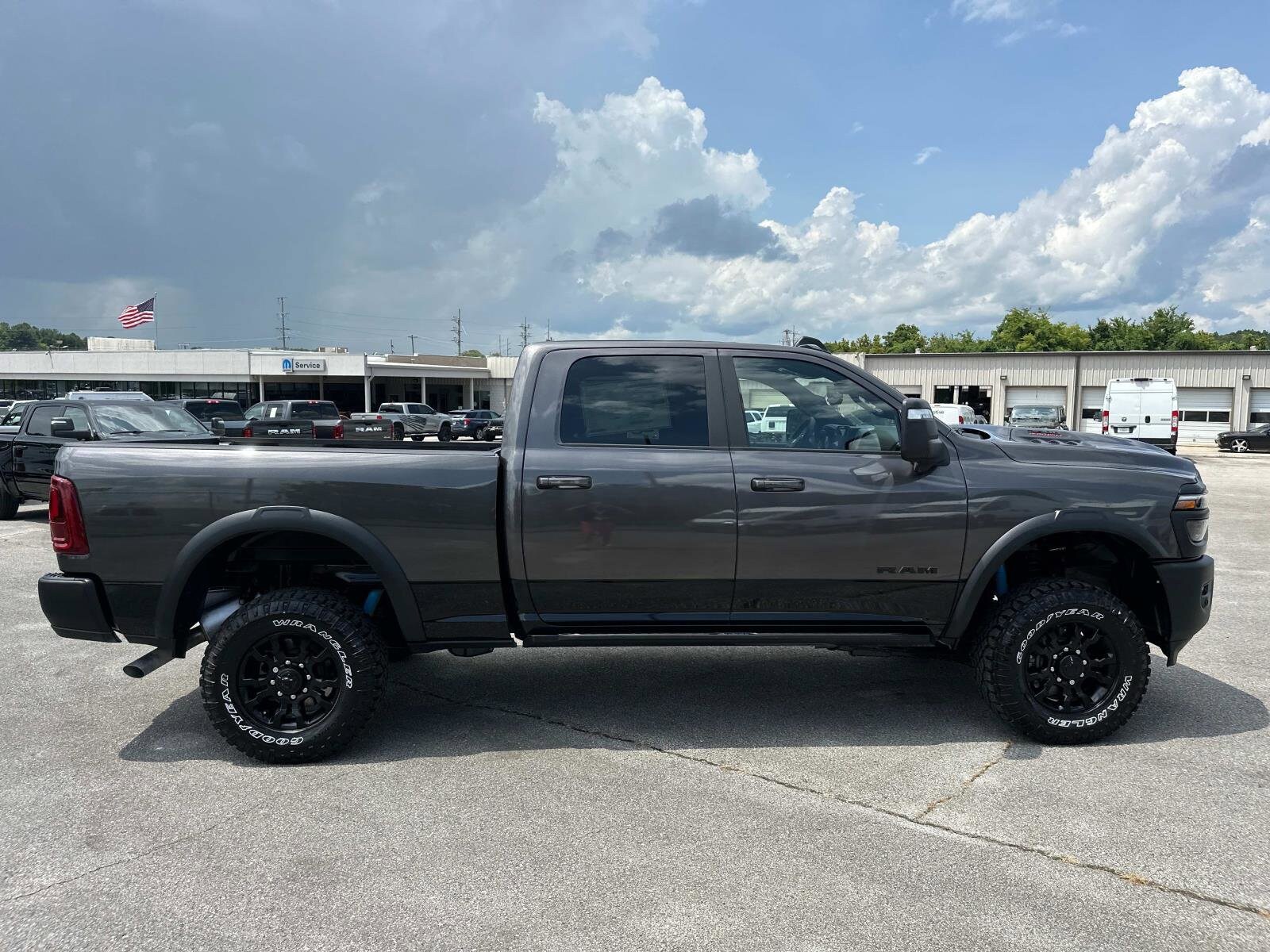 2025 Ram 2500 Power Wagon photo 3