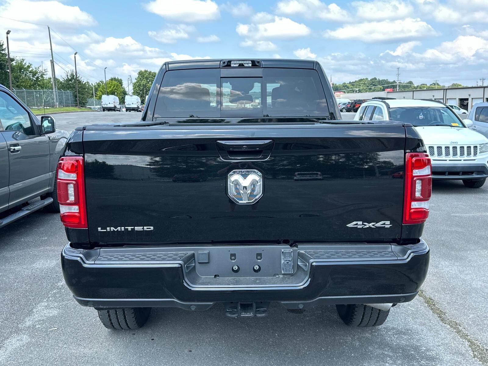 2024 Ram 2500 Limited photo 3