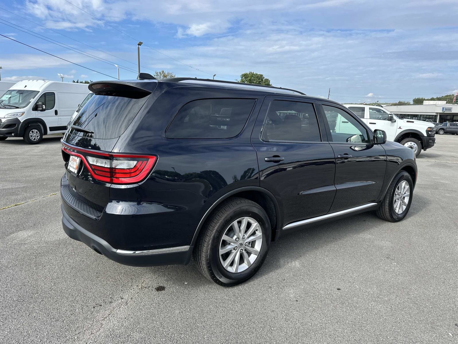 2024 Dodge Durango SXT Plus photo 2