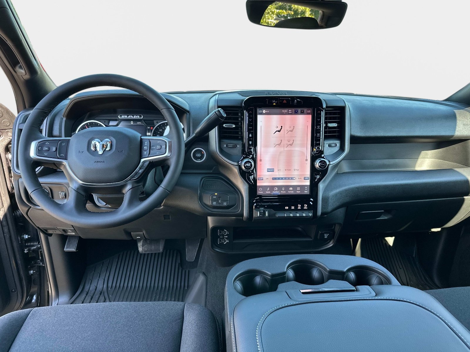 2025 RAM 2500 Tradesman - Photo 18