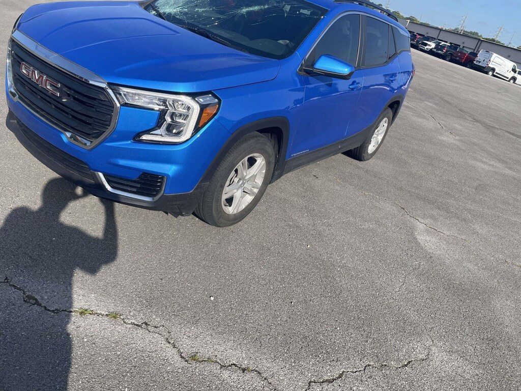 Used 2024 GMC Terrain SLE FWD SLE