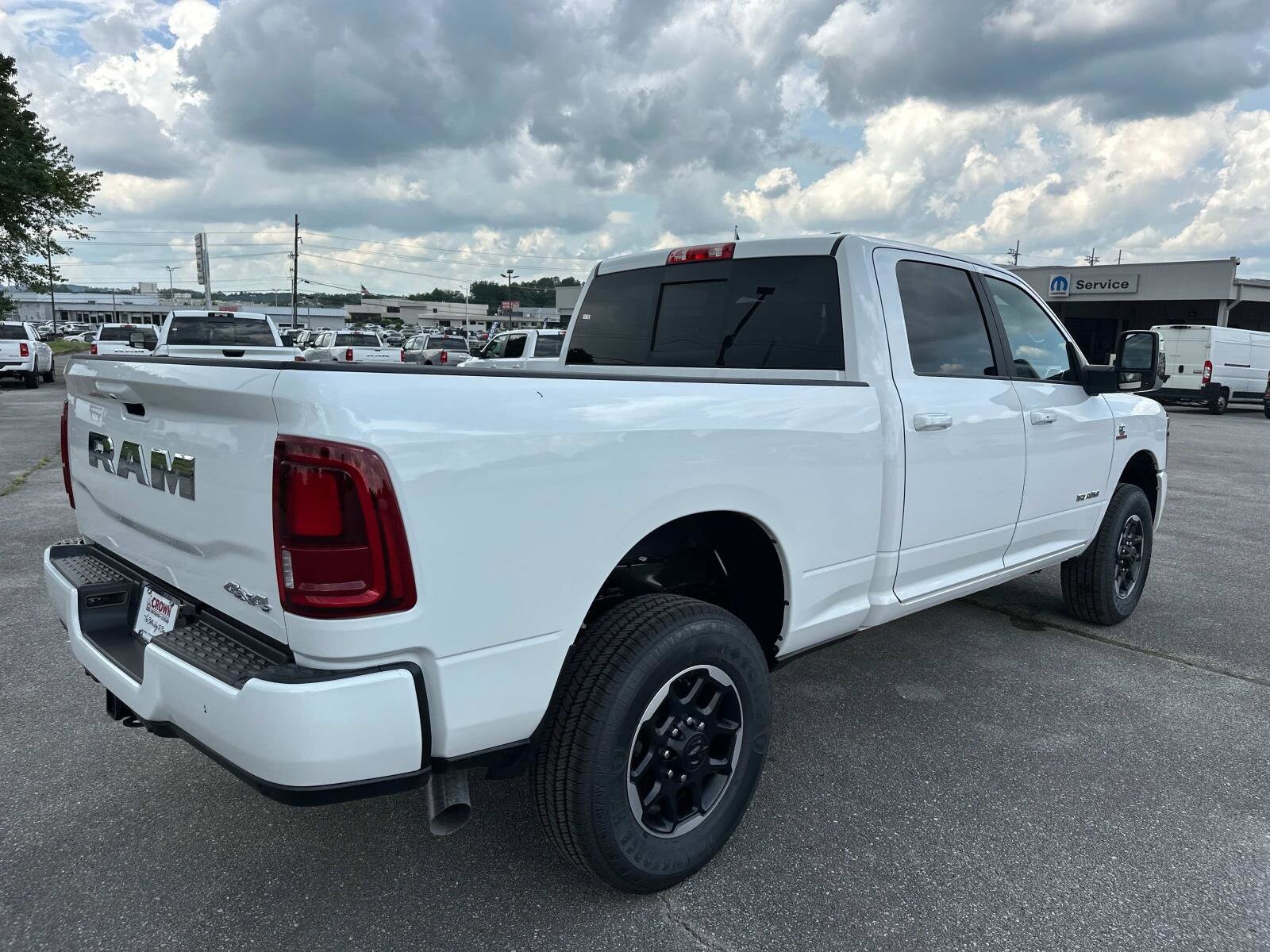 2025 Ram 2500 Laramie photo 4