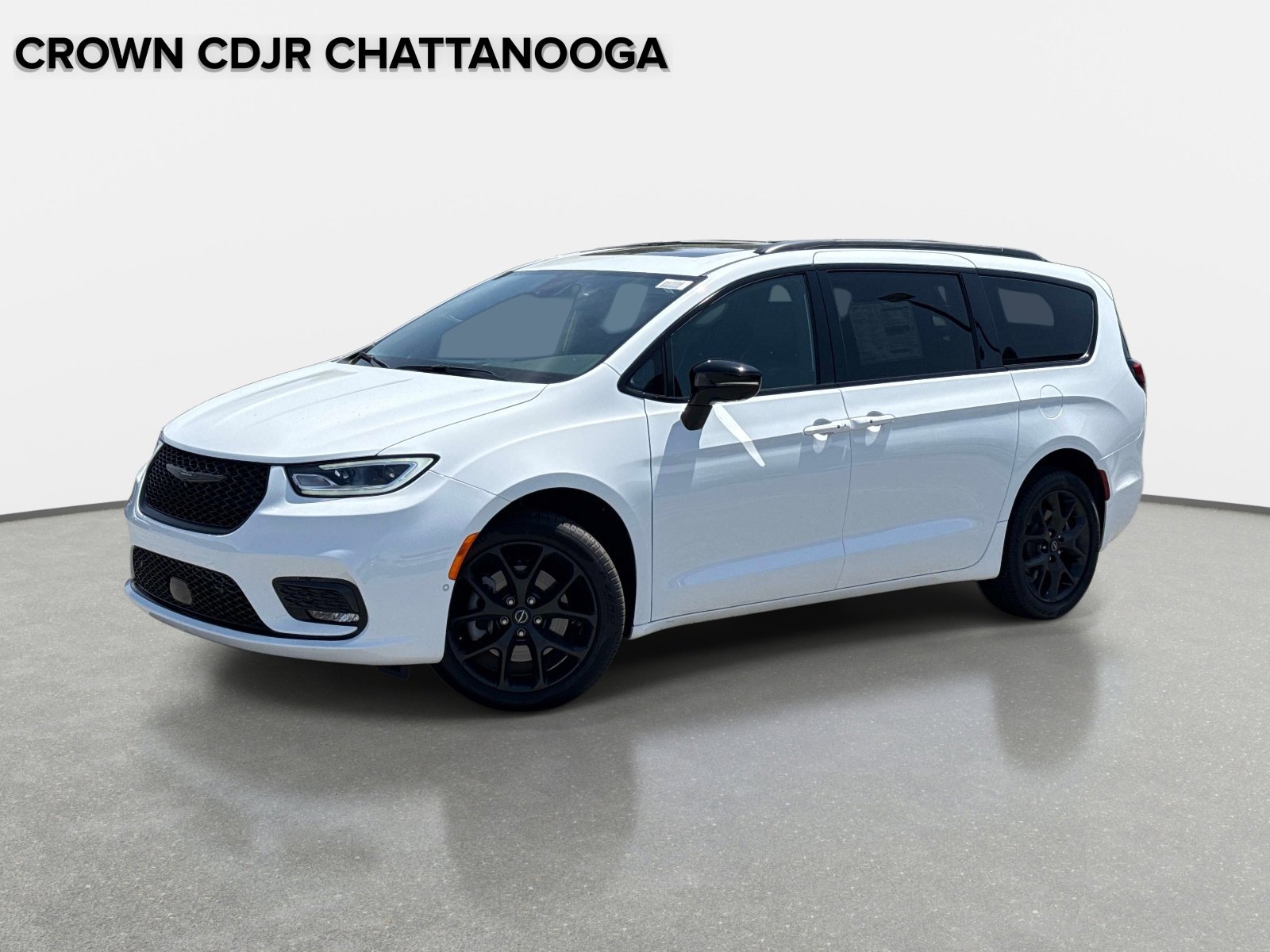 2026 Chrysler Pacifica Limited AWD's photo