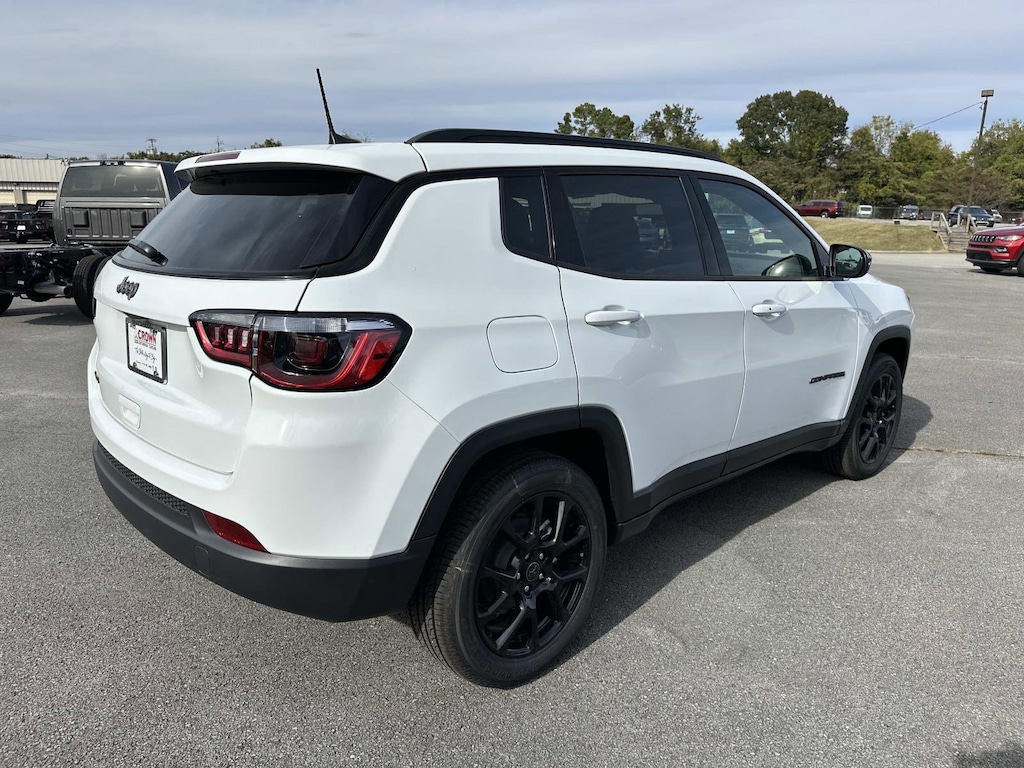 New 2026 Jeep Compass Latitude Sport Utility