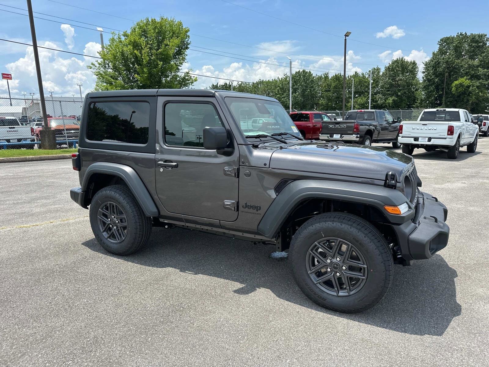 2025 Jeep Wrangler Sport photo 2