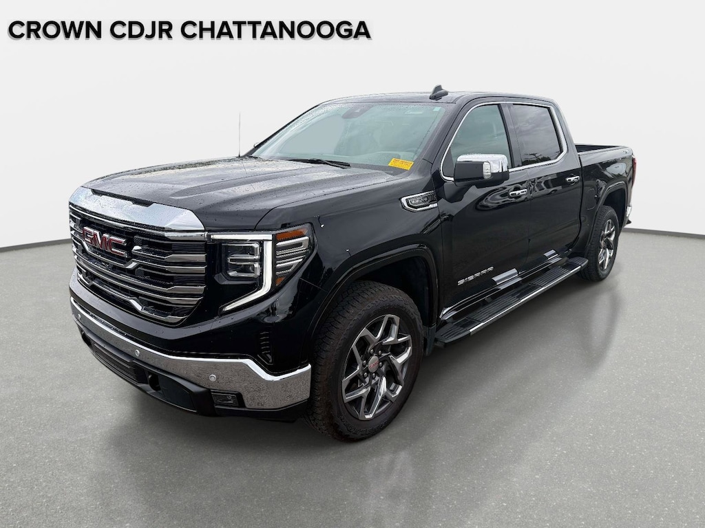 Used 2025 GMC Sierra 1500 SLT 4WD Crew Cab 147 SLT