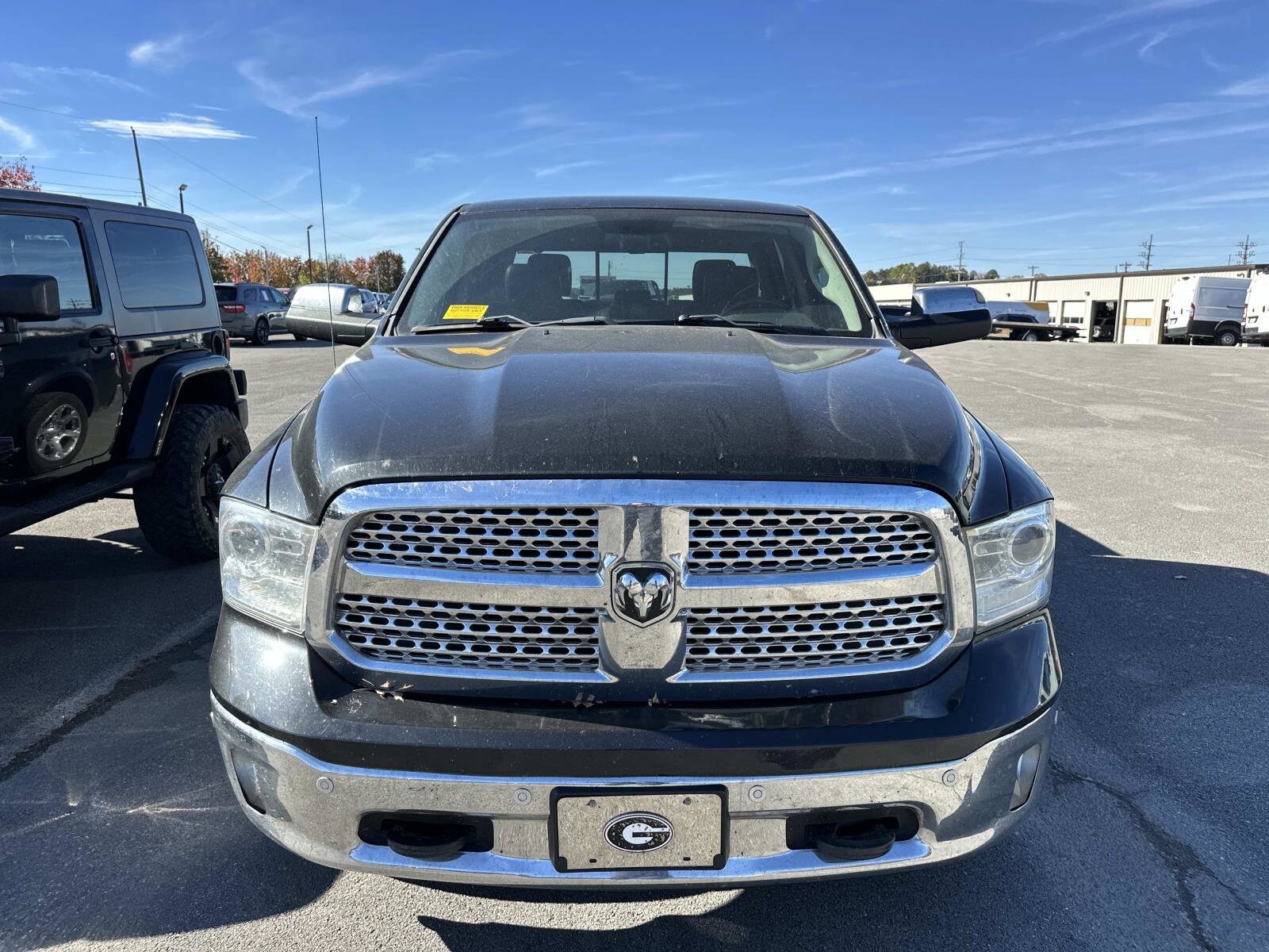2016 Ram 1500 Laramie photo 2