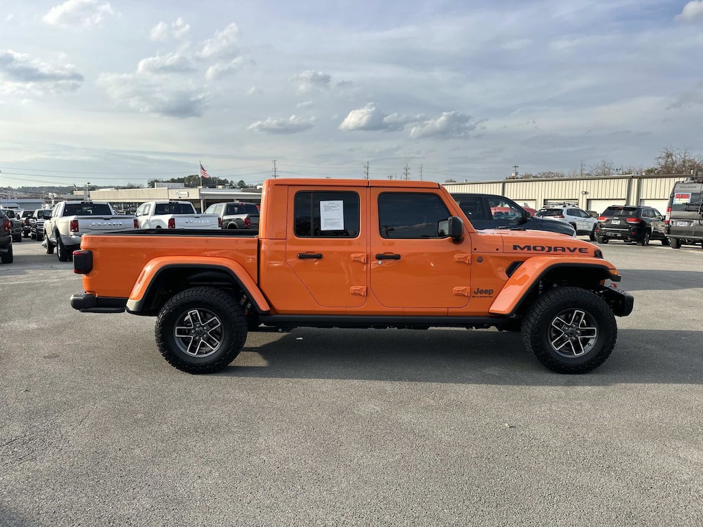 Used 2025 Jeep Gladiator Mojave X Mojave X 4x4