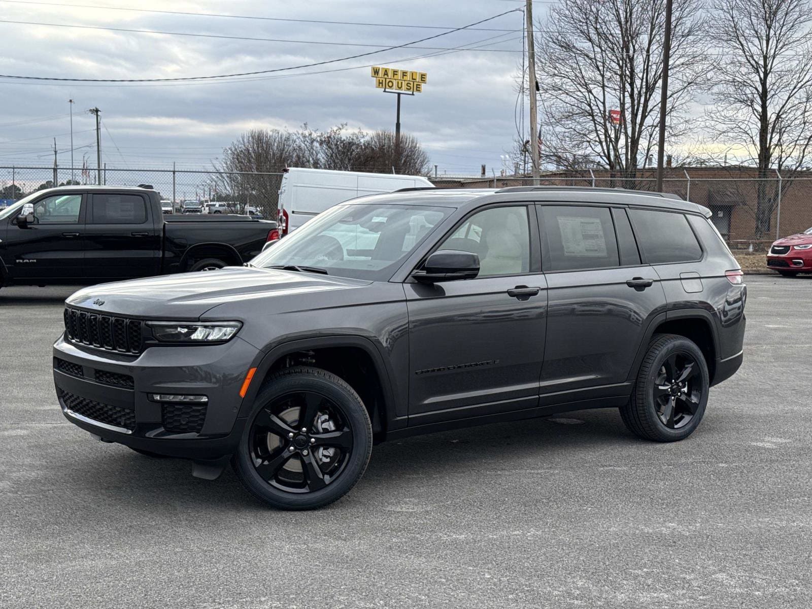 2025 Jeep Grand Cherokee L Limited's photo