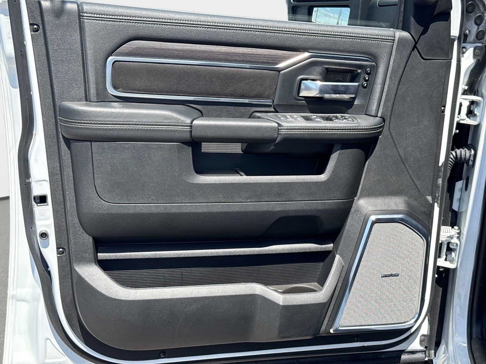 2025 RAM Ram 2500 Pickup Laramie - Photo 19