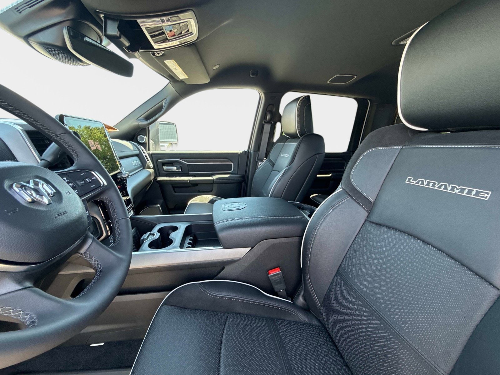 2025 RAM Ram 2500 Pickup Laramie - Photo 22