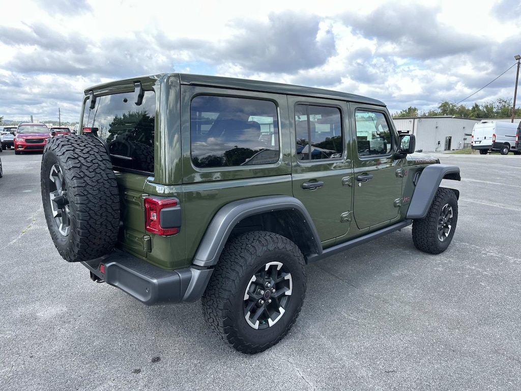 New 2024 Jeep Wrangler Rubicon Sport Utility
