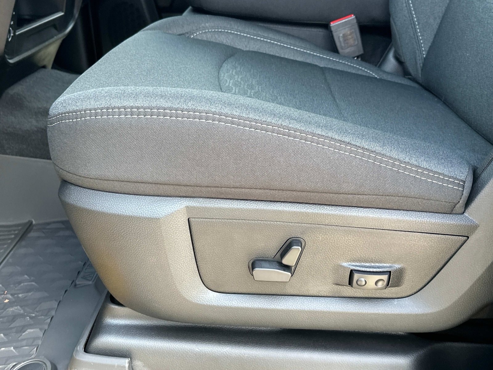 2025 RAM 2500 Big Horn - Photo 21