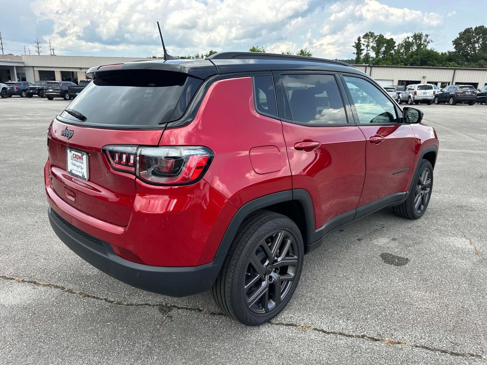 2025 Jeep Compass Limited photo 4