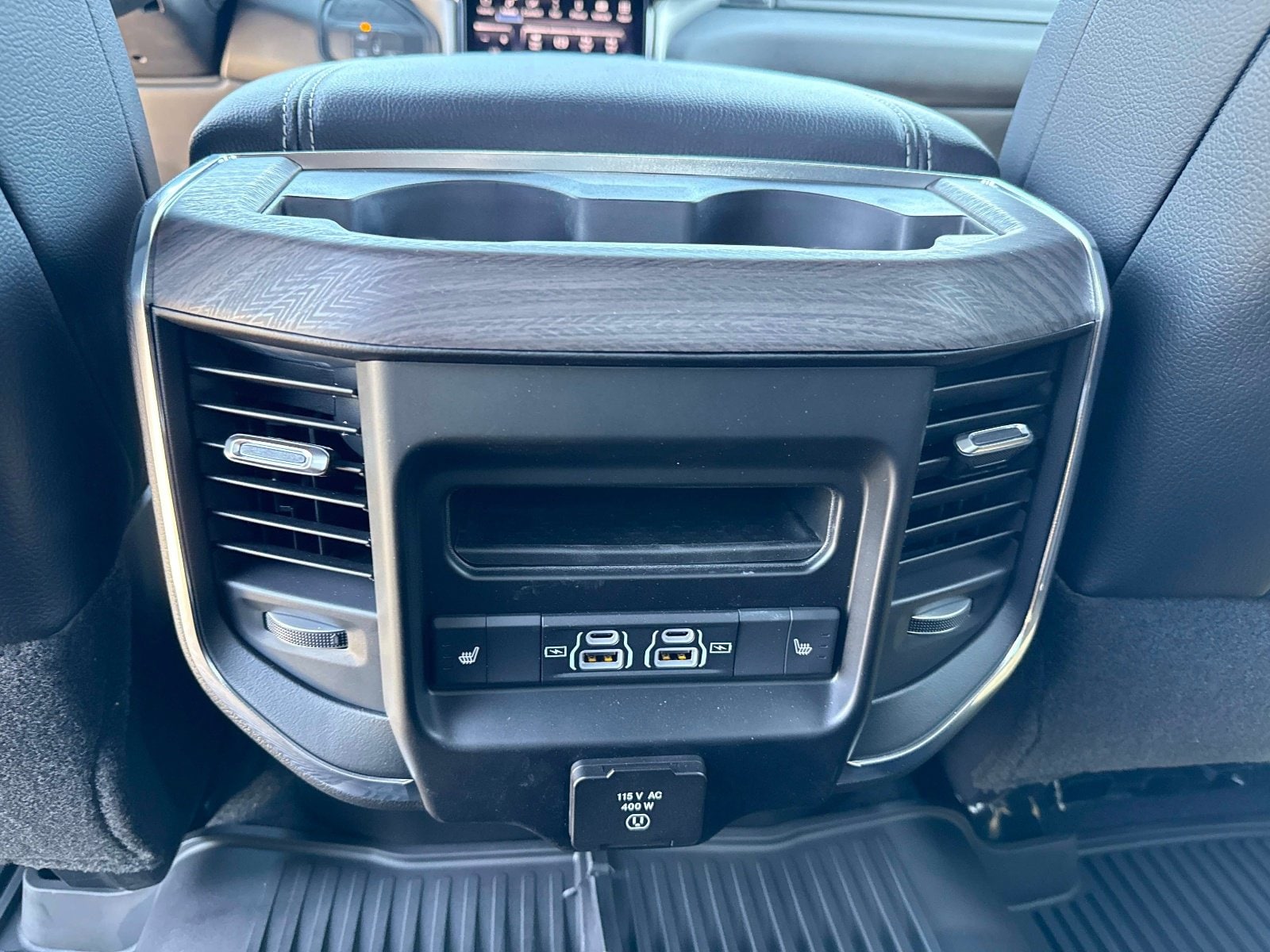 2025 RAM Ram 2500 Pickup Laramie - Photo 16