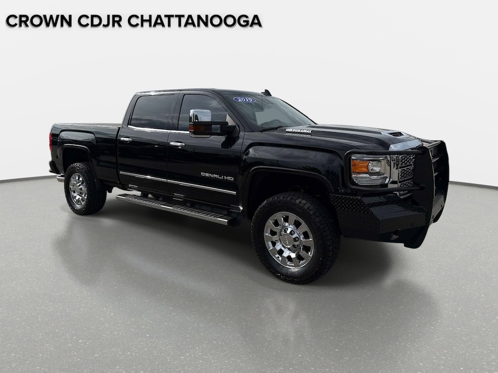 Used 2019 GMC Sierra 2500HD Denali 4WD Crew Cab 153.7 Denali