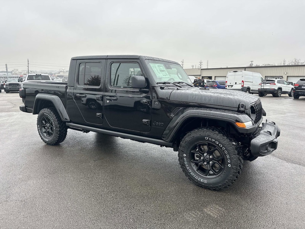 New 2025 Jeep Gladiator Sport Pickup