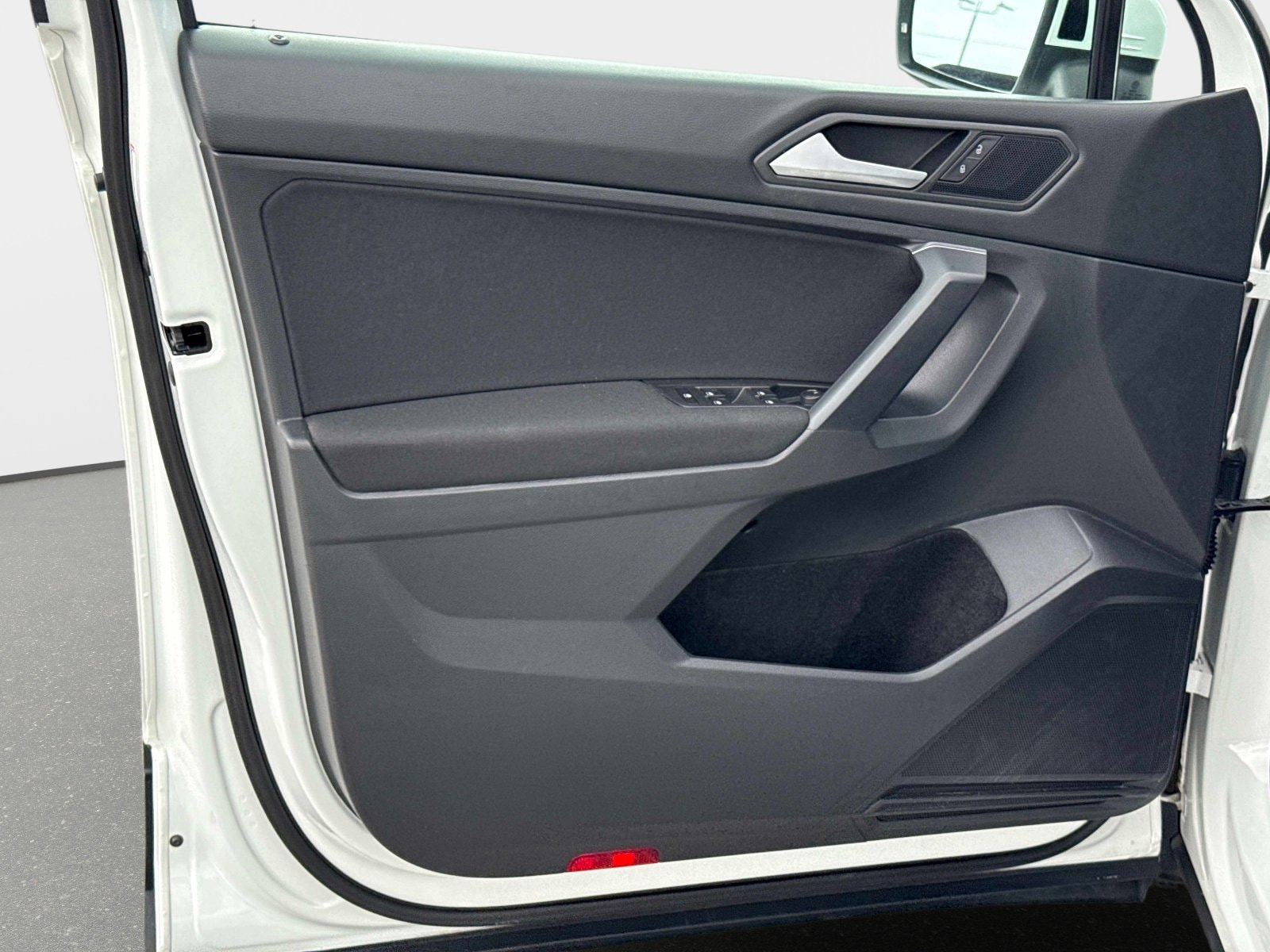 2021 Volkswagen Tiguan S - Photo 20