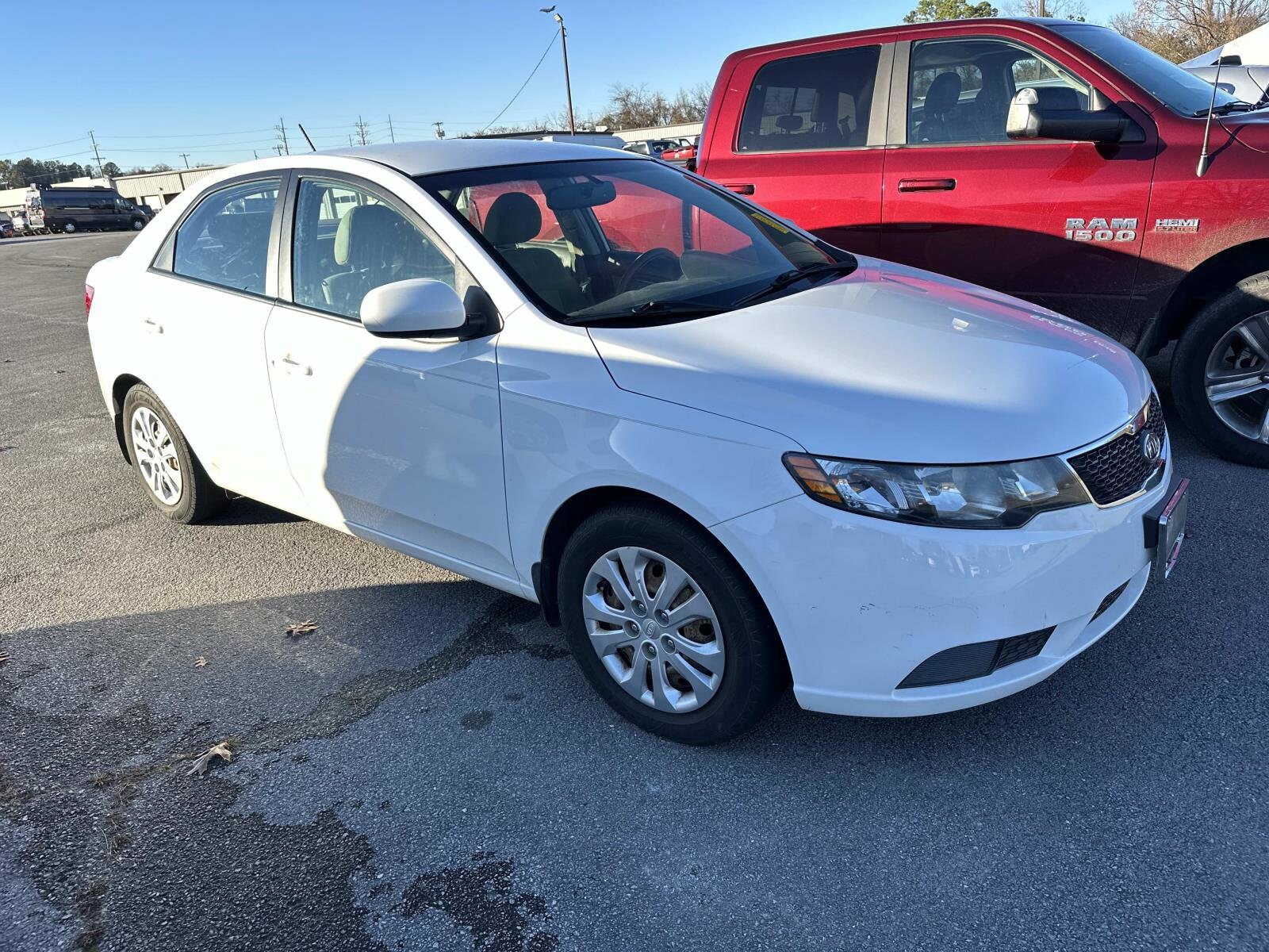 2013 Kia Forte LX photo 3