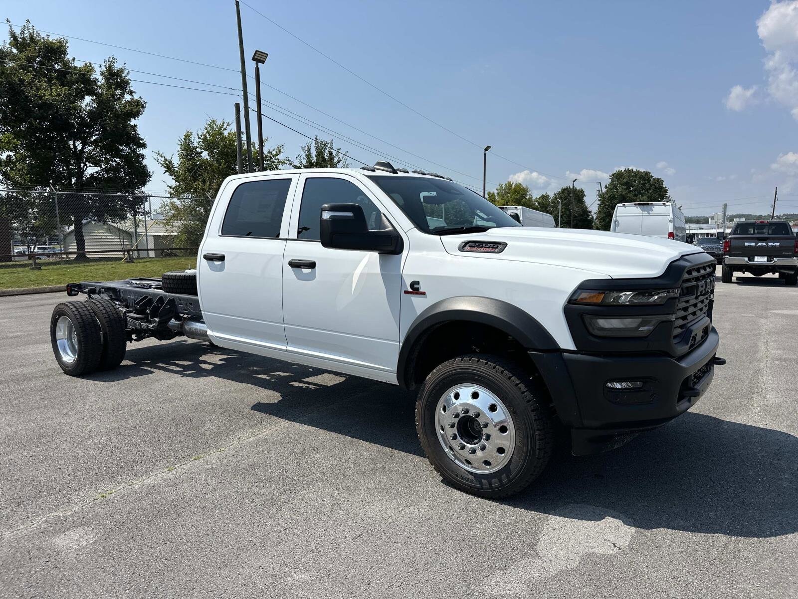 2026 Ram 5500 Tradesman photo 2