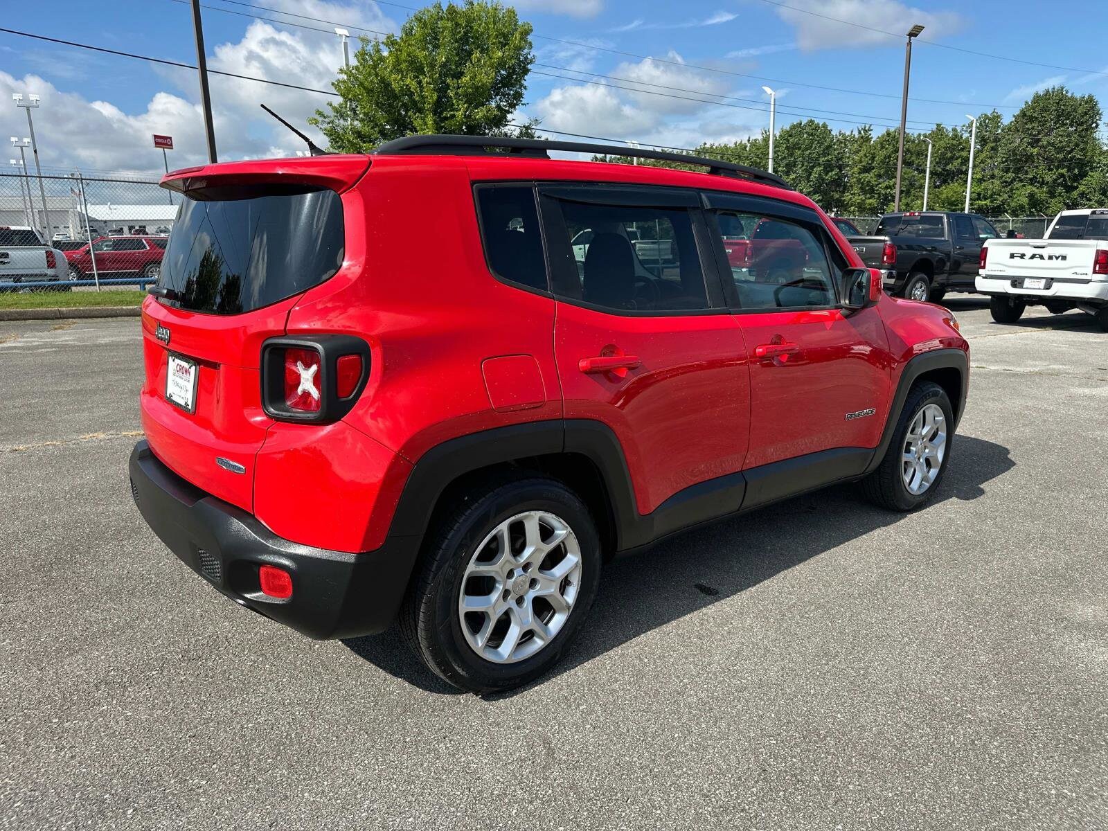 2015 Jeep Renegade Latitude photo 4